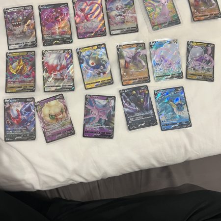 17 card lot/ pokemon v’s