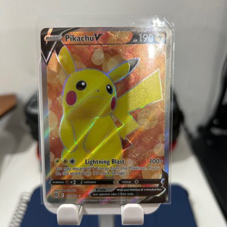 Pikachu V full art