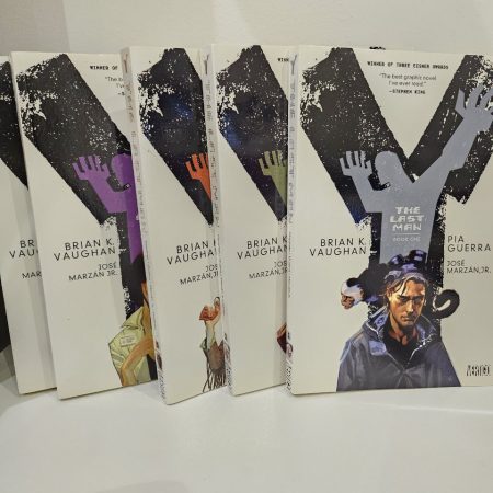 Y: The Last Man Deluxe Editions