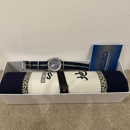 SEIKO WATCH 5 SPORTS NARUTO & BORUTO UCHIWA SASUKE Limited Edition SRPF69K1 Rare🔥