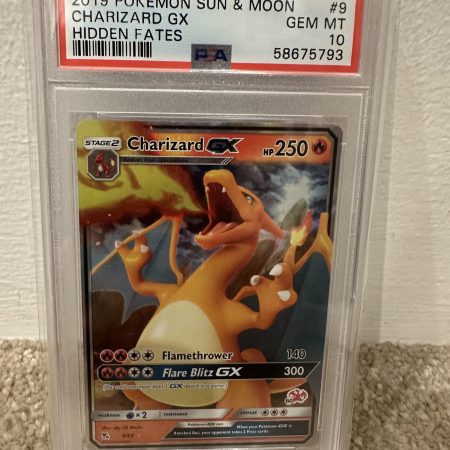 Pokemon Charizard GX 2019 Sun & Moon Hidden Fates #9 PSA 10