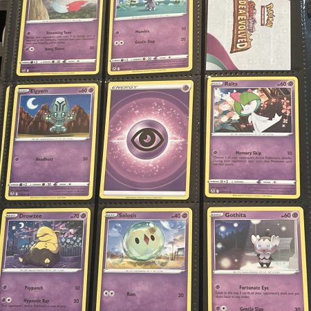 81 Pokémon cards for football cards / sale