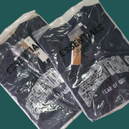 Essentials t-shirt unisex authentic