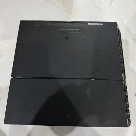 Playstation 4 500 GB used