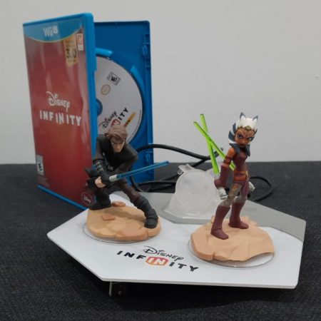 Disney Infinity 3.0 Wii U Edition. Starter pack with extra Characters and power disks
