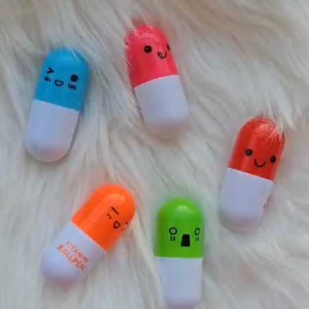 Pill-shaped pens 😍