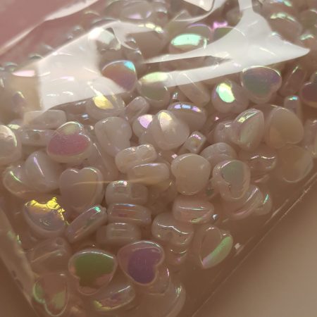 Plastic heart beads