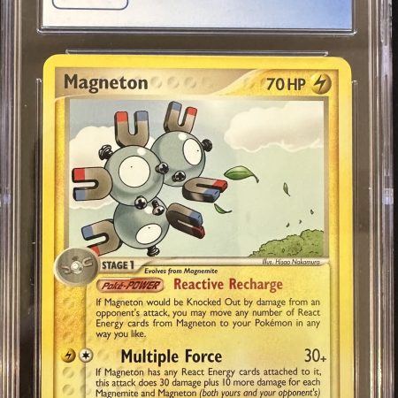 Magneton Pokemon TCG (2006) 22/92 - EX Legend Maker (Blue label CGC 9.5) CGC 10